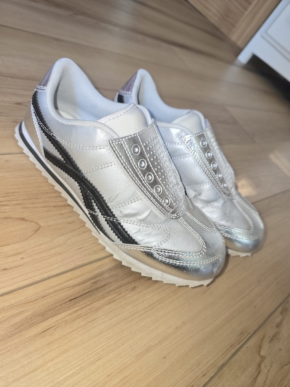 Silver Metallic Slip-On Girls Sneakers with Black Accent